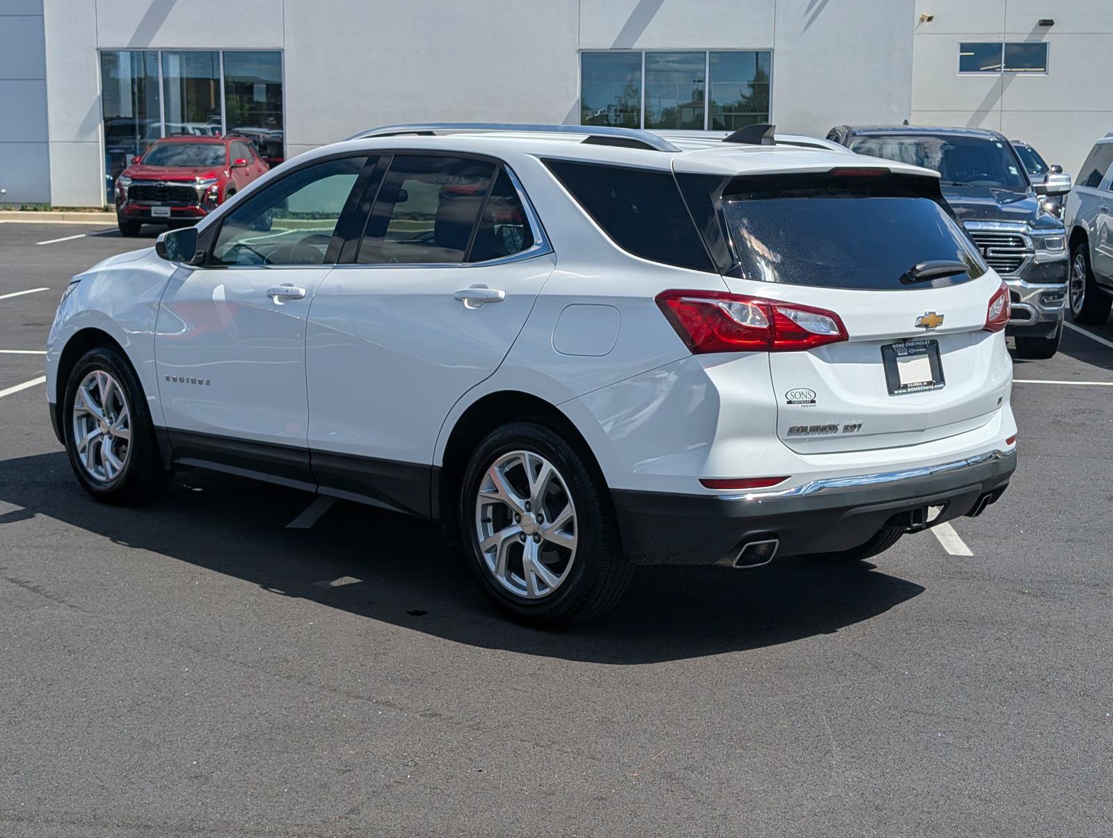 Used 2020 Chevrolet Equinox LT FWD image 8