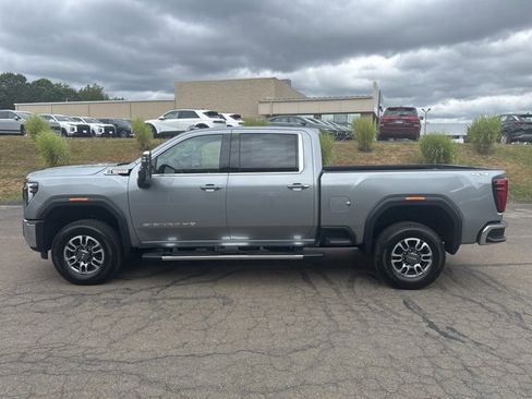 New 2025 GMC Sierra 2500 SLT w/ SLT Premium Package image 3