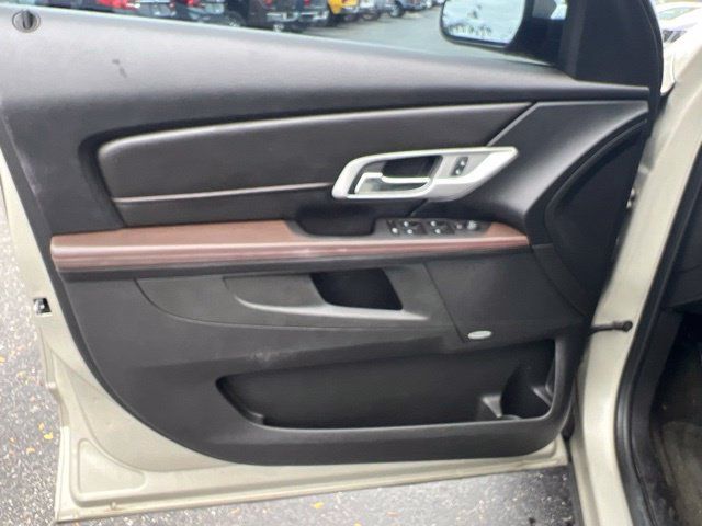 Used 2015 GMC Terrain SLT AWD/4WD image 26
