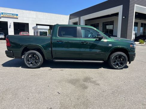 New 2026 RAM 1500 4x4 Crew Cab image 8