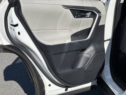 Used 2023 Toyota RAV4 XLE image 23