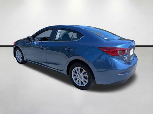 Used 2017 MAZDA MAZDA3 Sport w/ Preferred Equipment Package FWD image 6