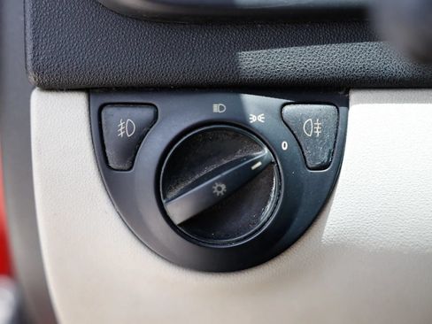 Used 2004 Saab 9-3 Aero FWD image 39