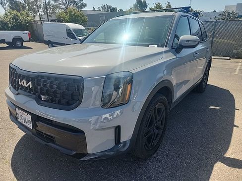 Certified 2024 Kia Telluride EX X-Line image 3