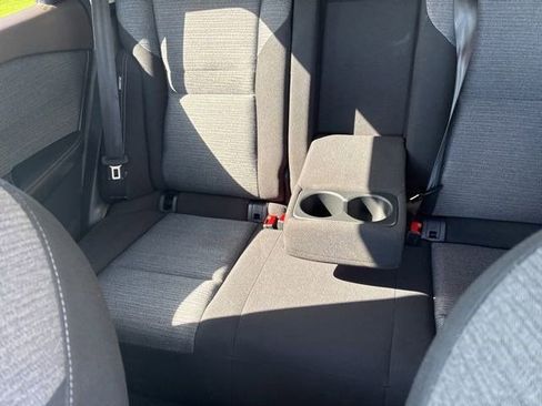 Used 2021 Nissan Rogue S FWD image 27