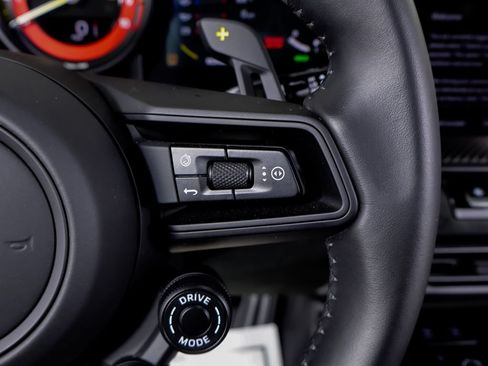 Certified 2025 Porsche 911 GT3 RS RWD image 26