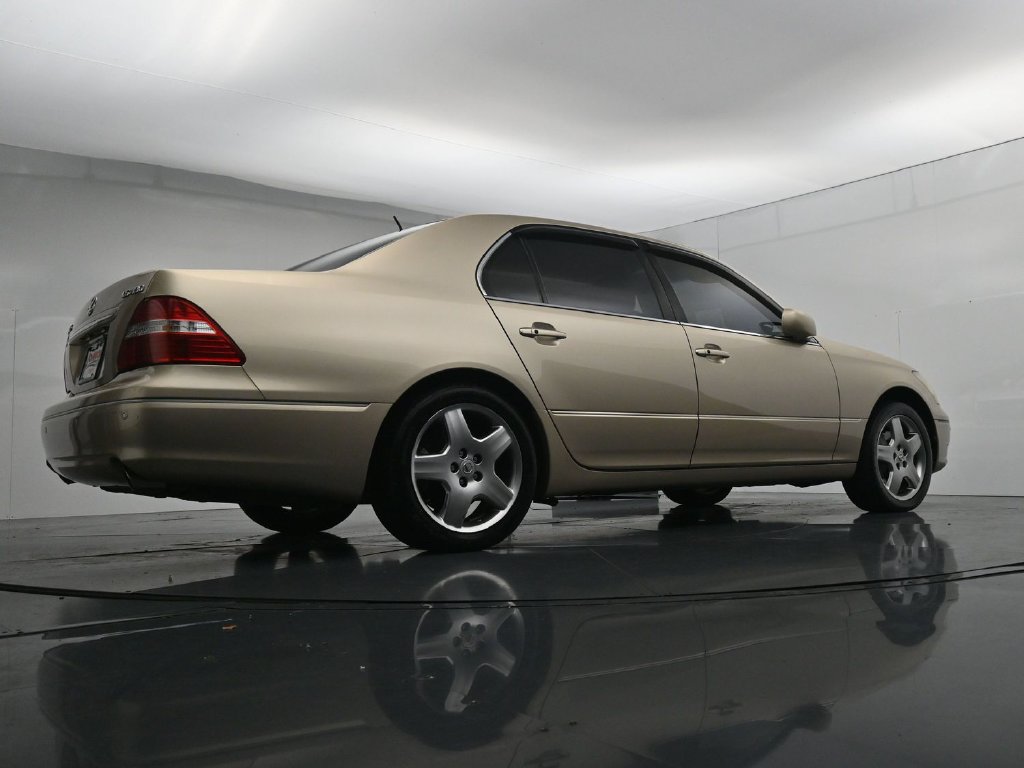 Used 2006 Lexus LS 430 RWD image 38