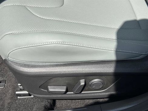 New 2026 Hyundai Elantra Limited FWD image 20