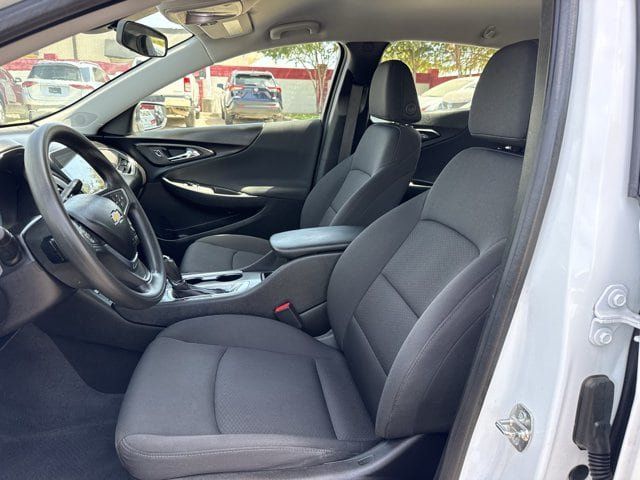 Used 2019 Chevrolet Malibu LS w/ Driver Confidence Package FWD image 25