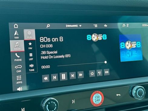 Used 2024 Porsche Macan image 23