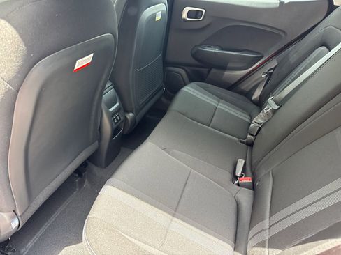New 2025 Hyundai Venue SEL FWD image 21