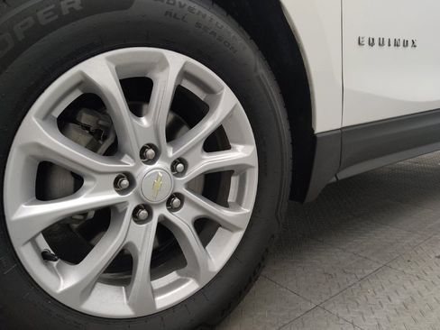 Used 2019 Chevrolet Equinox LS w/ LS Convenience Package image 31