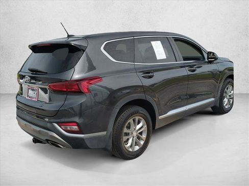 Used 2020 Hyundai Santa Fe SE FWD image 5