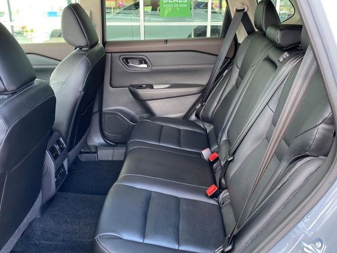 Certified 2023 Nissan Rogue SL w/ SL Premium Package image 20