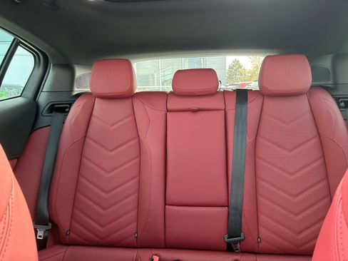 New 2026 Maserati Grecale Modena image 32