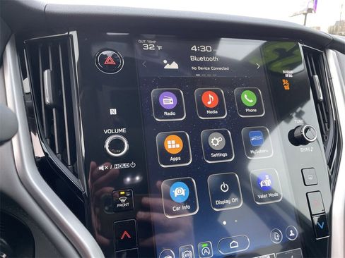 Certified 2025 Subaru Outback Premium w/ Popular Package #1A image 12