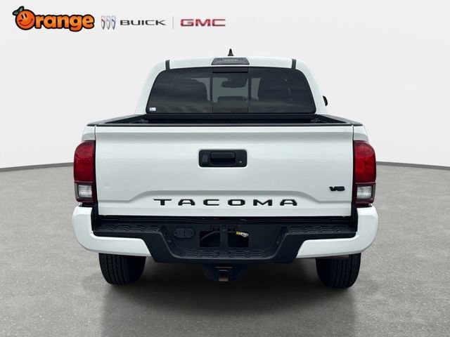 Used 2022 Toyota Tacoma SR5 w/ Technology Package RWD image 4