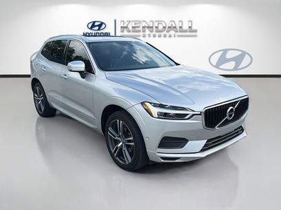 Used 2019 Volvo XC60 T5 Momentum w/ Premium Package