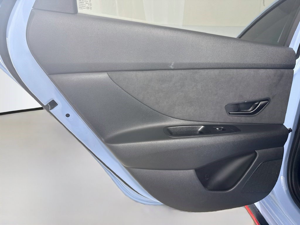 Used 2025 Hyundai Elantra N FWD image 25