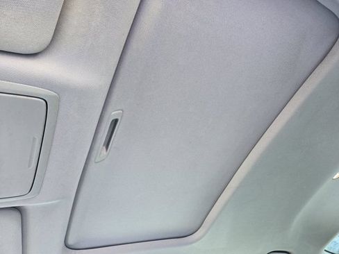 Used 2019 Honda Accord EX-L image 25