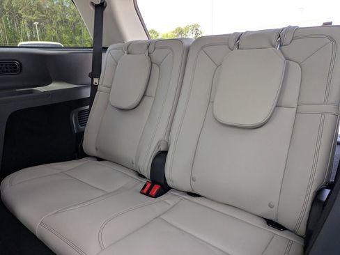 New 2026 Lincoln Aviator Reserve RWD image 16