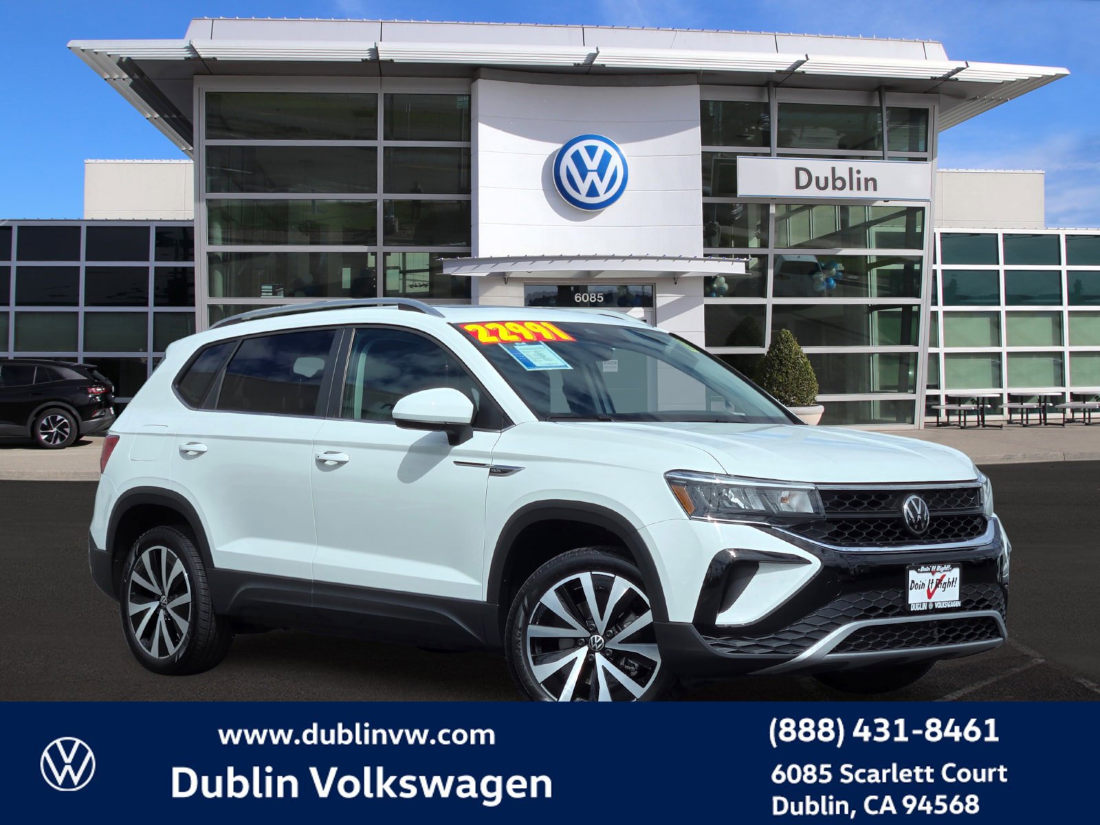 Certified 2023 Volkswagen Taos SE w/ Panoramic Sunroof Package FWD image 1