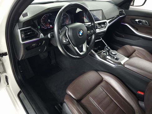 Used 2020 BMW 330i xDrive Sedan w/ Premium Package image 15