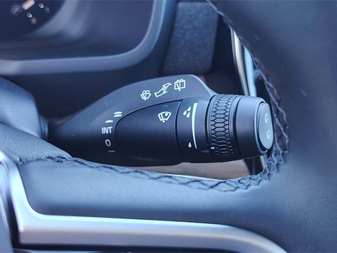 New 2026 Volvo XC90 B6 Plus w/ Protection Package Premier image 17