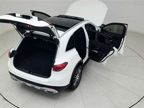 Used 2025 Mercedes-Benz GLC 300 image 83