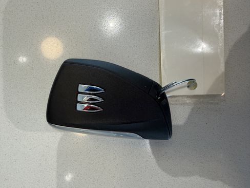 Used 2025 Buick Envision Sport Touring image 36