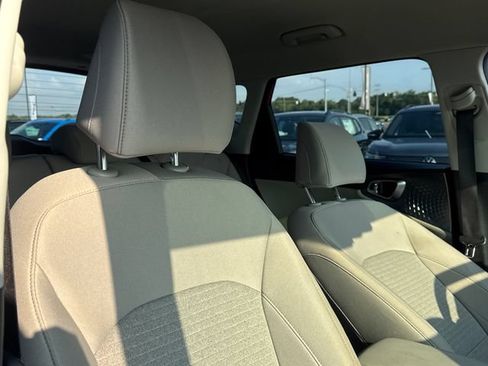 Used 2022 Kia Soul S FWD image 22