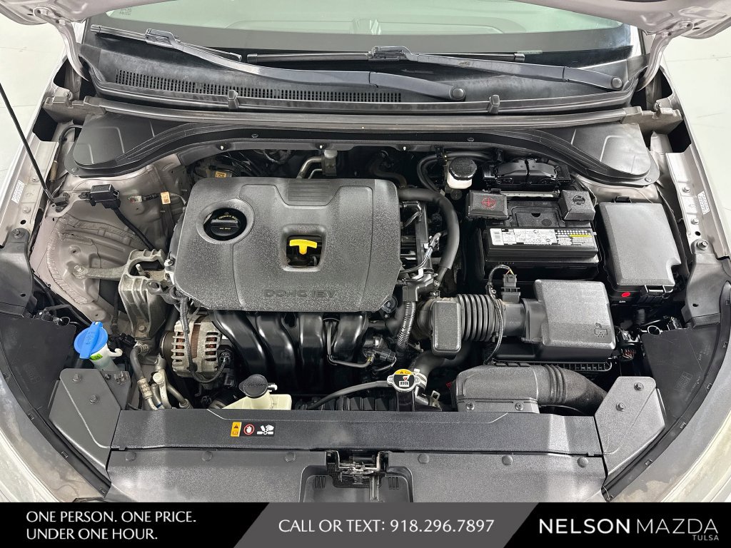 Used 2020 Hyundai Elantra SEL FWD image 49