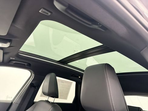 Used 2023 BMW X1 xDrive28i w/ Convenience Package image 15