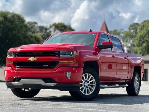Used 2017 Chevrolet Silverado 1500 LT w/ All Star Edition AWD/4WD image 1