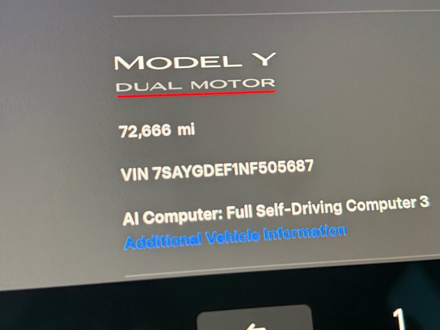 Used 2022 Tesla Model Y Performance AWD/4WD image 17