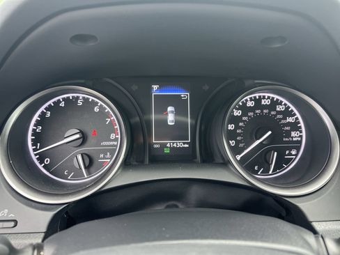 Used 2023 Toyota Camry SE FWD image 21