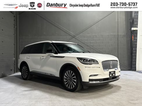 Used 2023 Lincoln Aviator Reserve w/ Equipment Group 201A AWD/4WD image 1