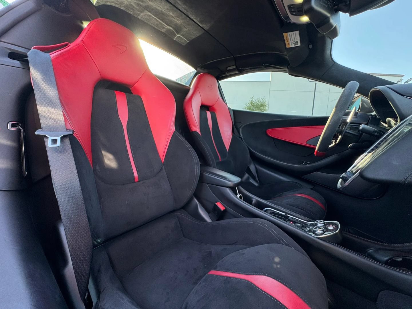 Used 2019 McLaren 570S Spider RWD image 30