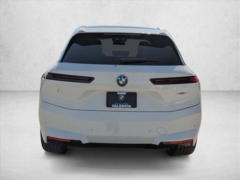 New 2026 BMW iX xDrive60 w/ Premium Package AWD/4WD image 8