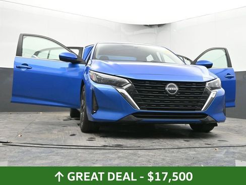 Used 2025 Nissan Sentra SV image 71