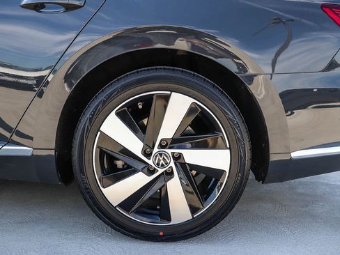 Used 2021 Volkswagen Arteon SE image 10