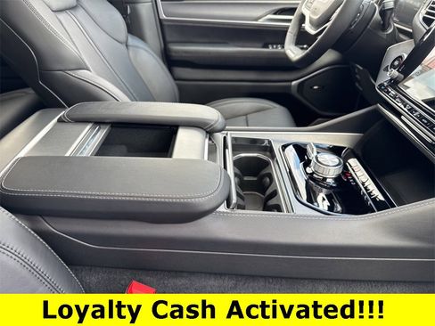 New 2025 Jeep Wagoneer Series II w/ Premium Group I image 32