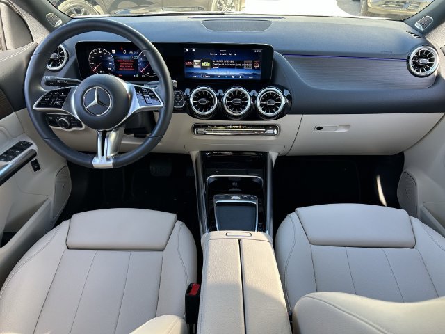 Used 2026 Mercedes-Benz GLA 250 4MATIC image 17