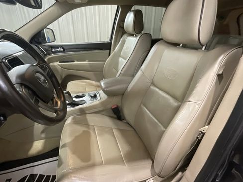 Used 2019 Jeep Grand Cherokee Overland image 10