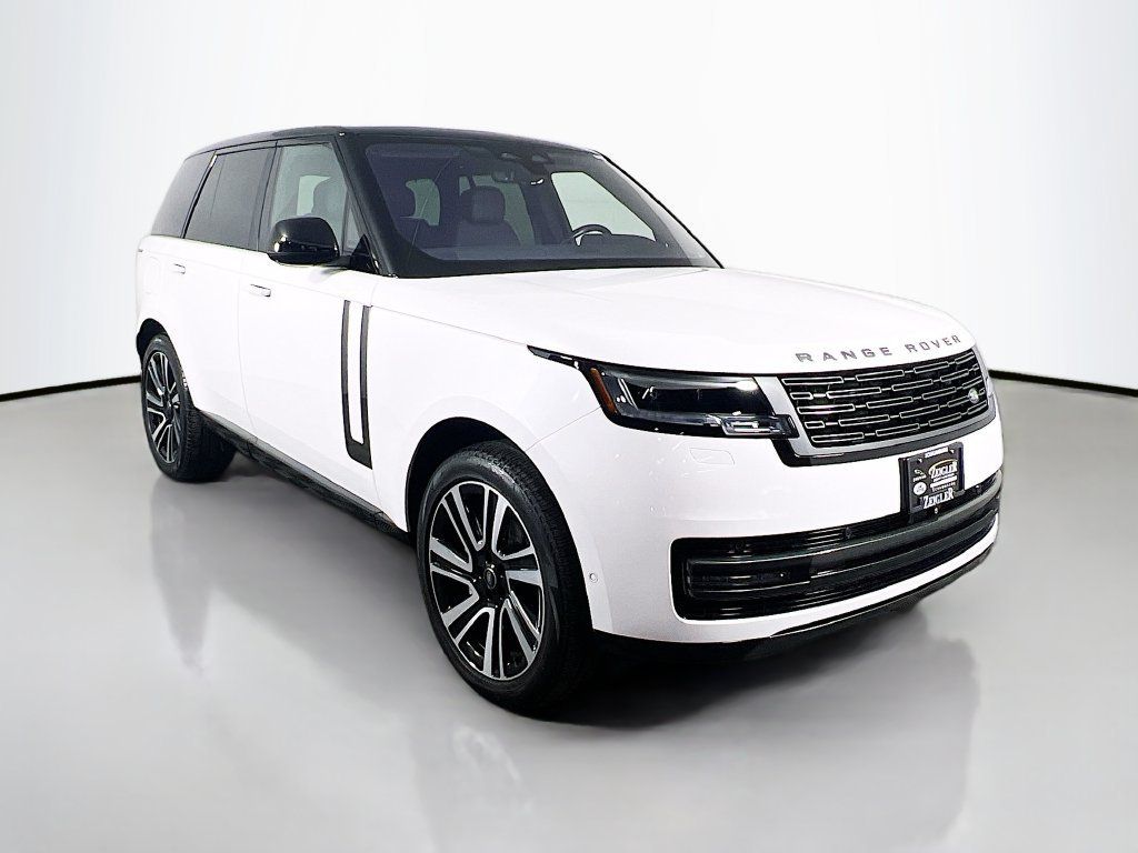 Used 2023 Land Rover Range Rover SE AWD/4WD image 3