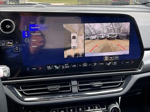 New 2026 Chevrolet Equinox EV RS w/ Convenience Package II AWD/4WD image 18