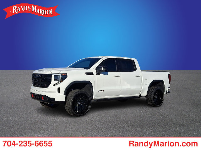 Used 2024 GMC Sierra 1500 AT4 w/ Technology Package AWD/4WD image 1