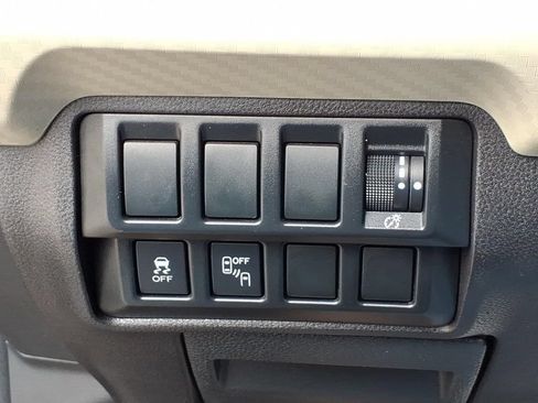 Used 2019 Subaru Ascent Premium AWD/4WD image 16