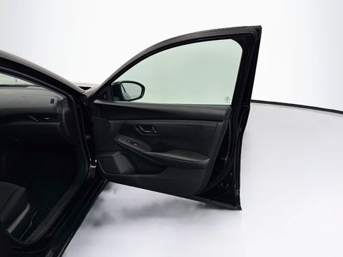Used 2024 Nissan Sentra S FWD image 28