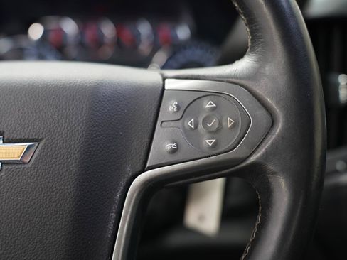 Used 2019 Chevrolet Silverado 1500 LT AWD/4WD image 15